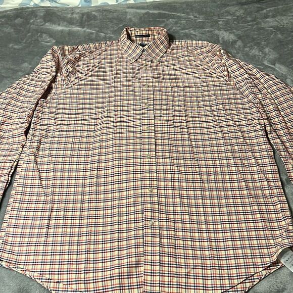 Lands End Men’s Plaid Button Down Shirt - Picture 4 of 7